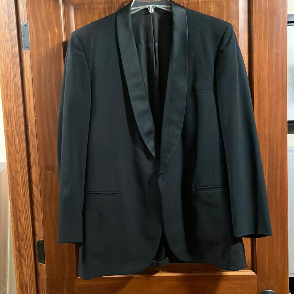 Rudofker-After Six, tuxedo jacket. No size listed, but best guess is 46 regular